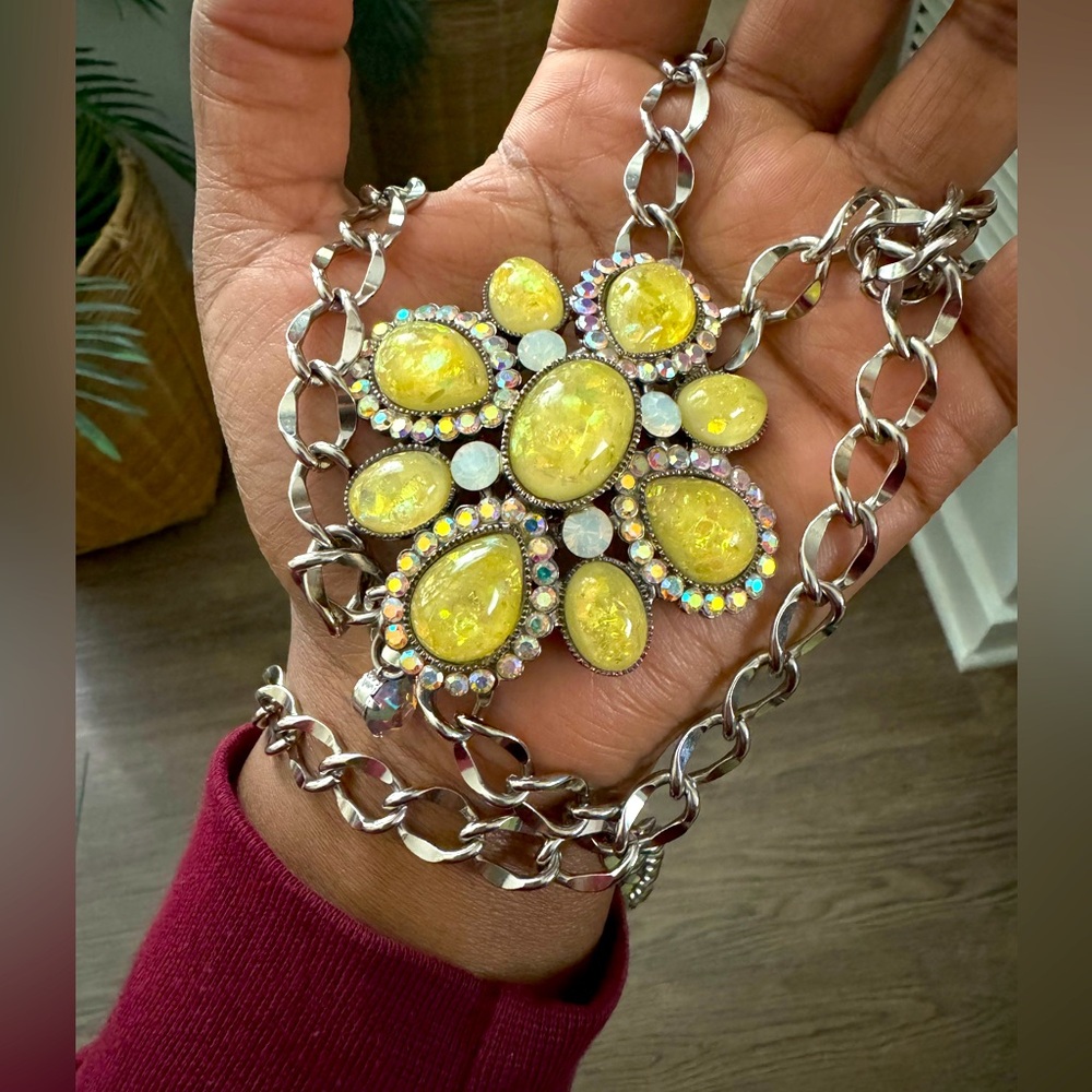 vintage 2000s crystal flower chain belt